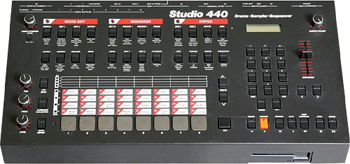  AKAI Studio 440
