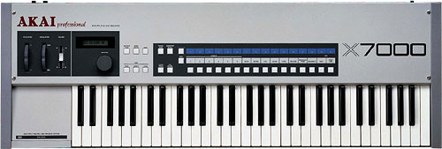    AKAI X7000