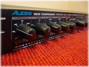   Alesis 3630