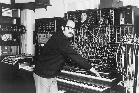 Оригинальный синтезатор муг Мoog Modular Synthesizer в частной коллекции