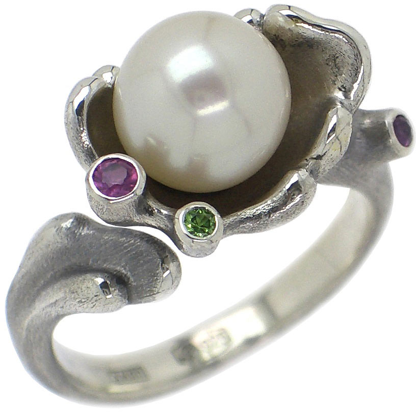 Серебряное кольцо открытое ''Коралл'' Ивма 142407-i с жемчугом, дематоидом, розовыми сапфирами