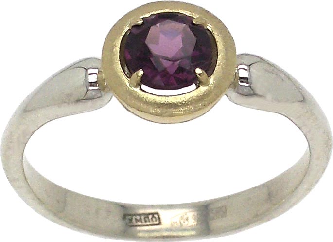 Серебряное кольцо Ивма 142726-i с родолитом