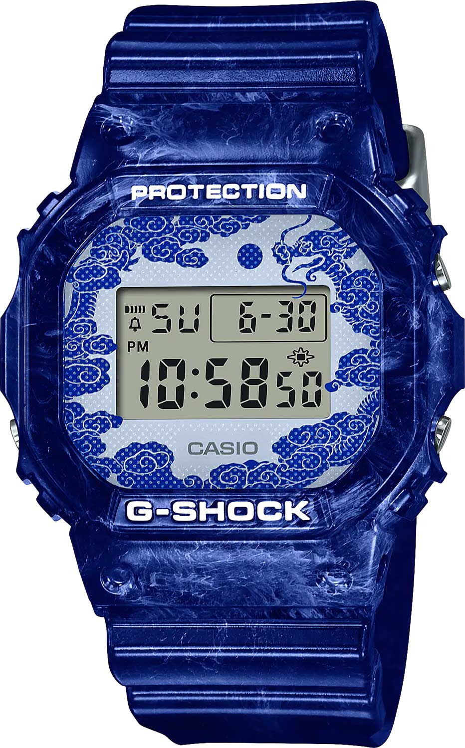 Японские наручные часы Casio G-SHOCK DW-5600BWP-2 с хронографом