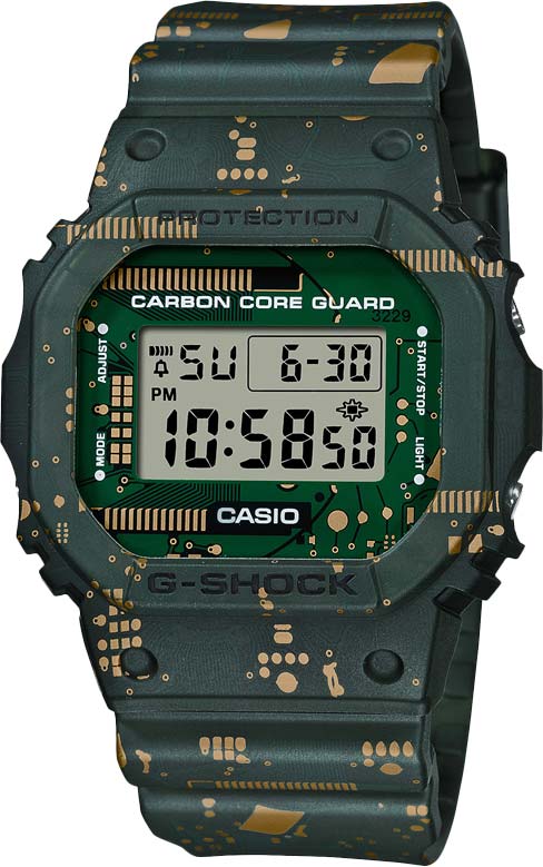 Японские наручные часы Casio G-SHOCK DWE-5600CC-3ER с хронографом