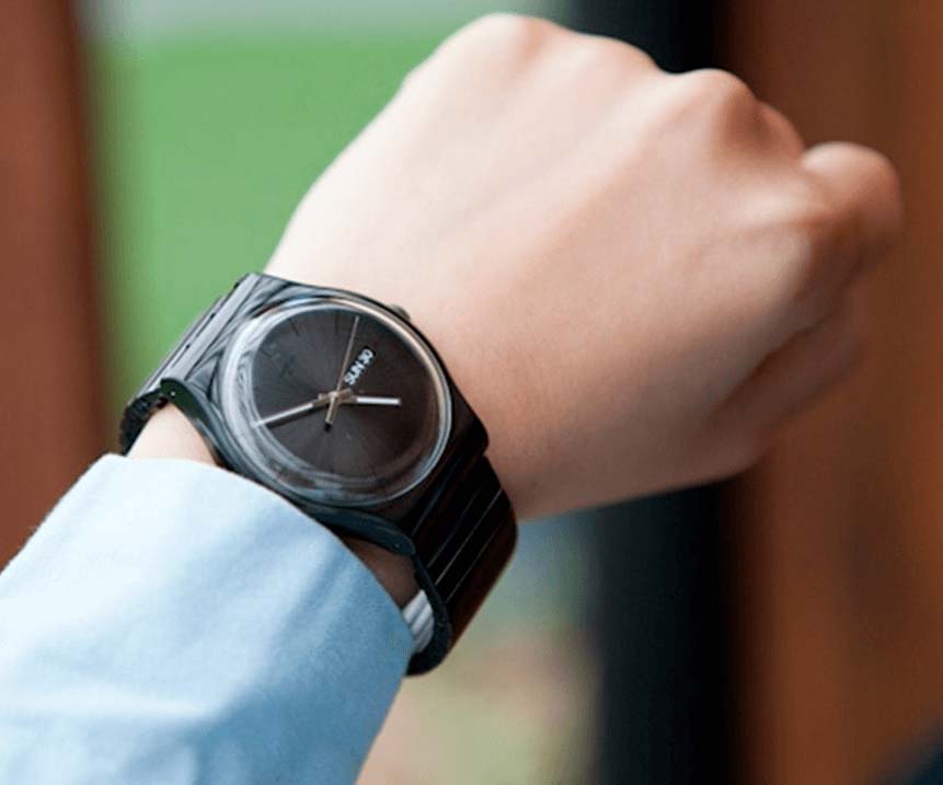 Фото "Швейцарские наручные часы Swatch SUOB708A" .