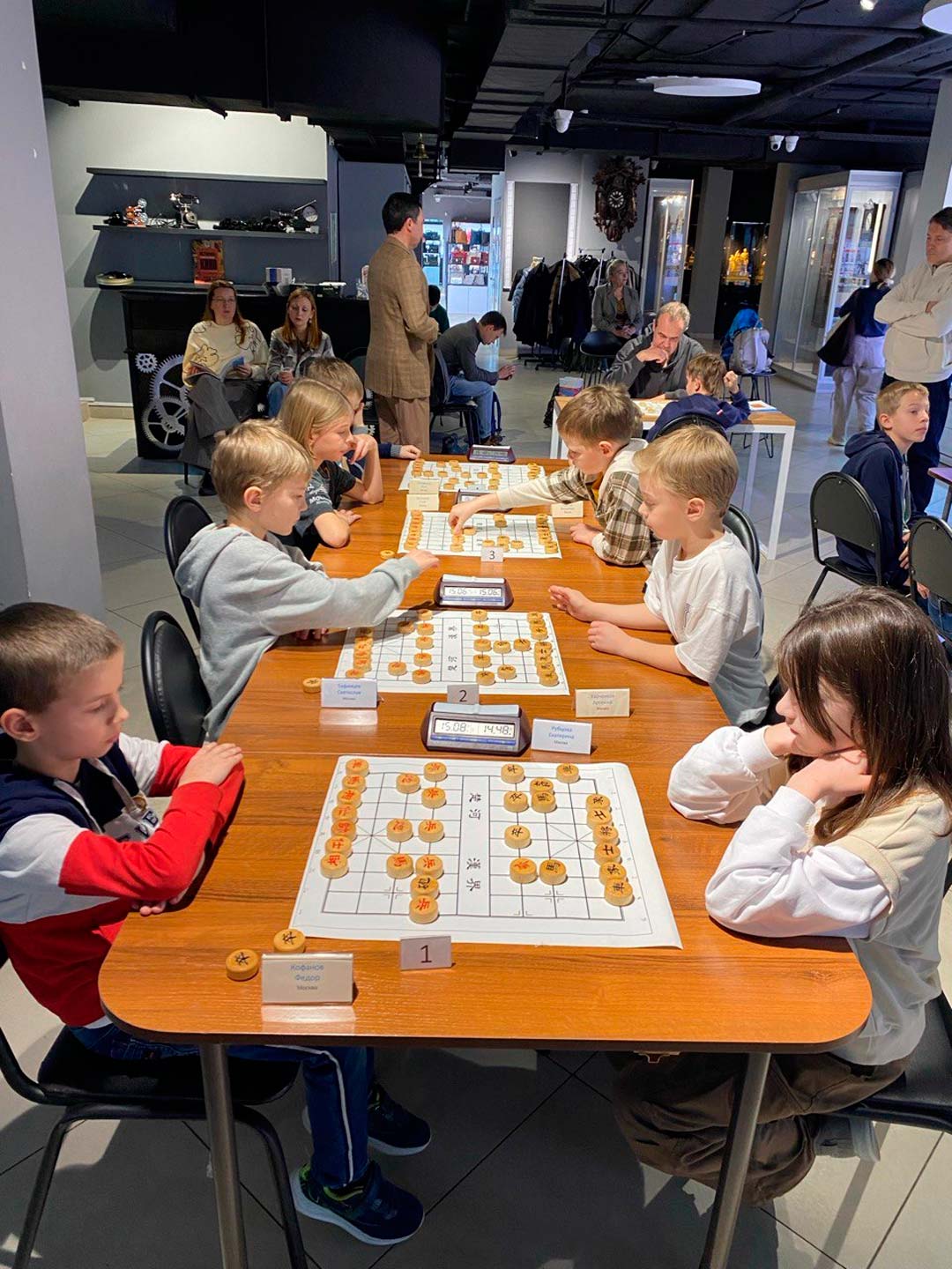 ����� � ����