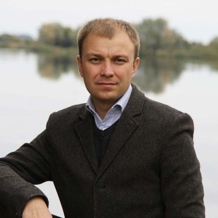 Автор Николай Иванов